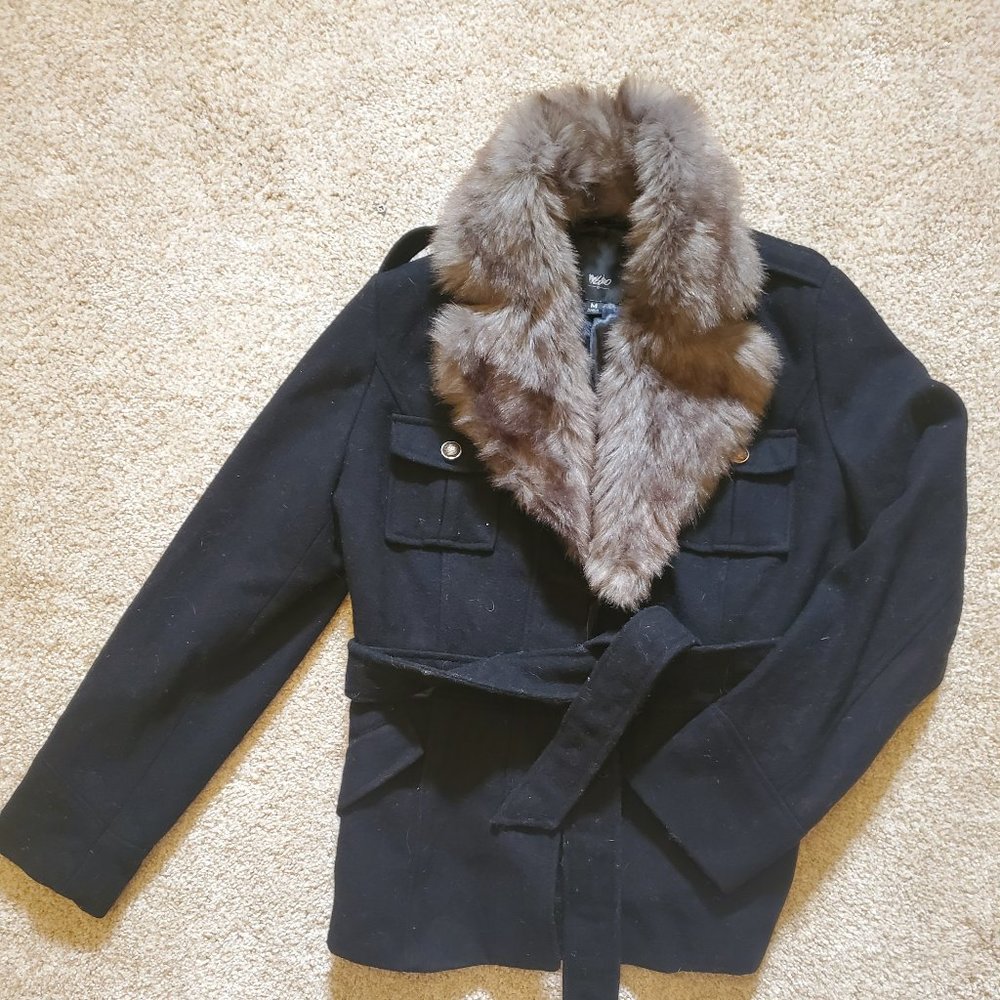 Size M- Faux Fur Collar Coat